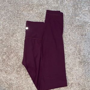 Lululemon size 4